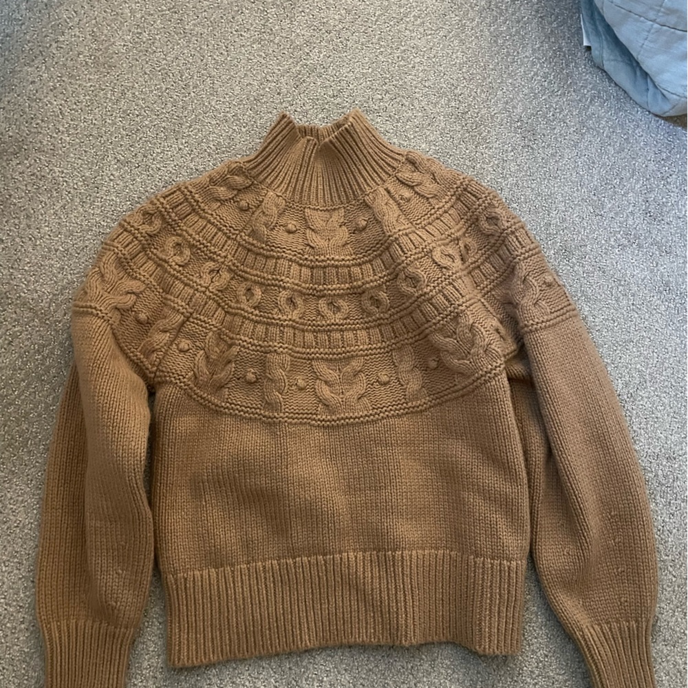 NWOT banana republic knit sweater